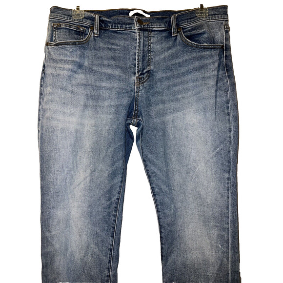 BCBG Max Azria Jeans Women's Size 32 Blue Cuffable Straight Leg Boyfriend Jean - Picture 2 of 8